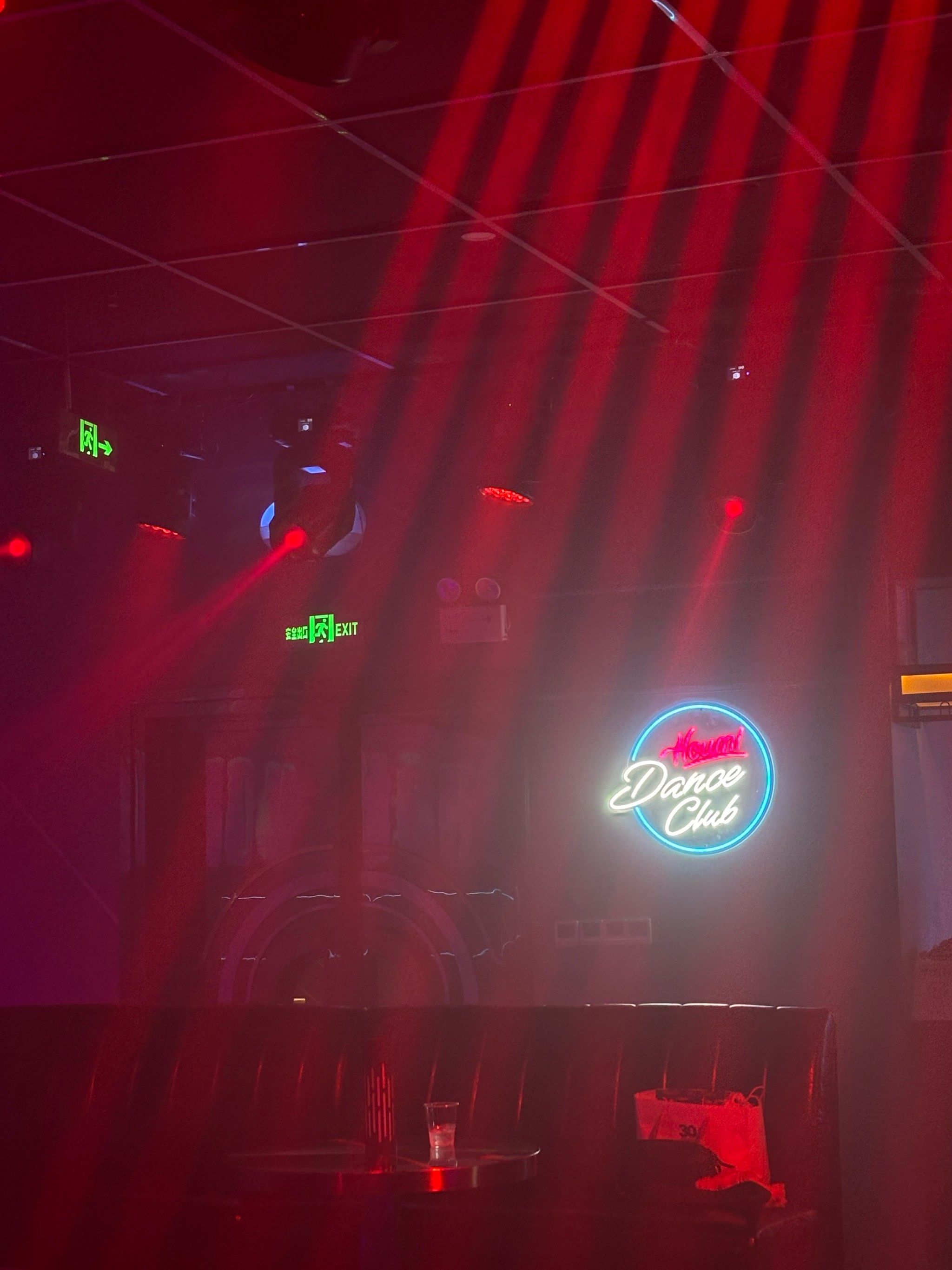 襄阳商务ktv优选单人商务ktv体验-樊城区ktv预定